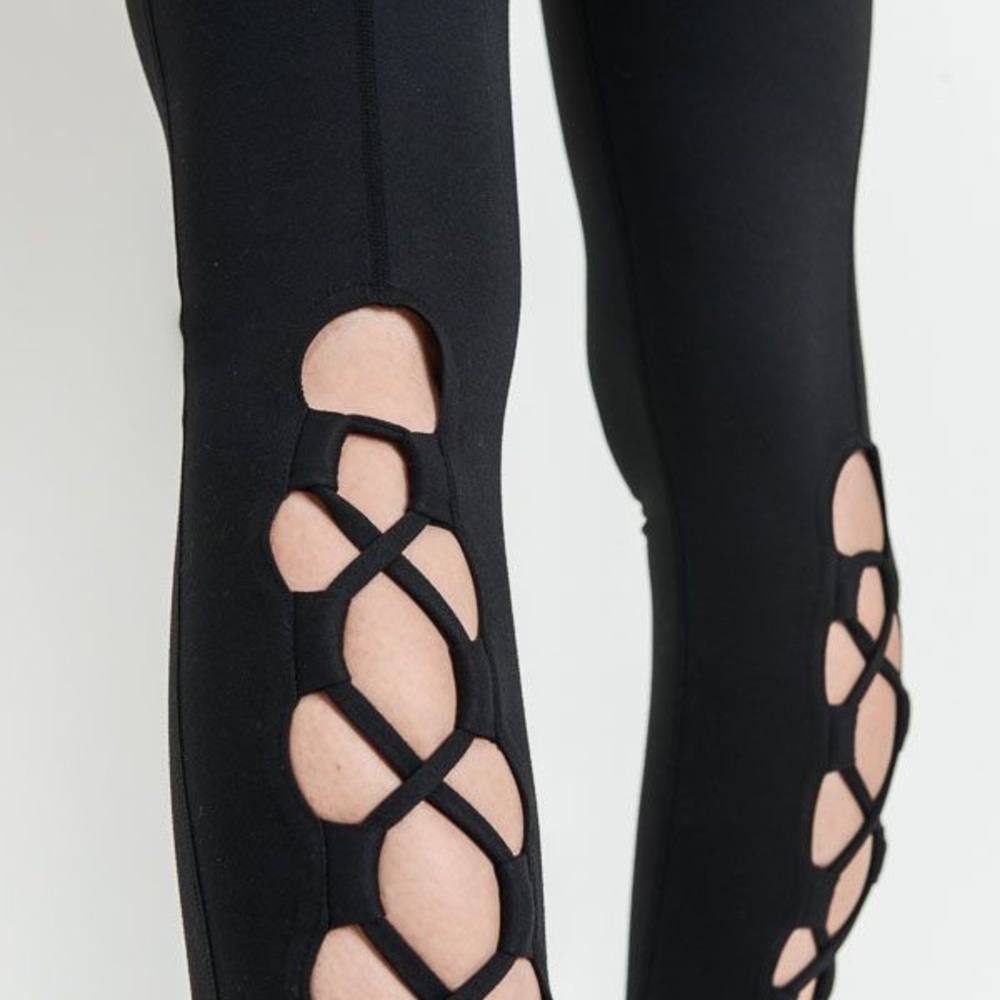 ☝️ LEFT!!! NWT Mono B Red lace up leggings - Picture 4 of 4